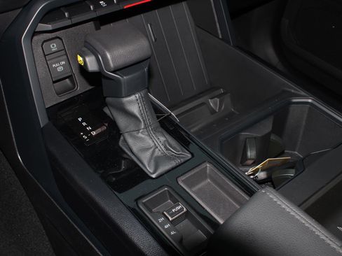 New 2026 Toyota Tundra SR image 12