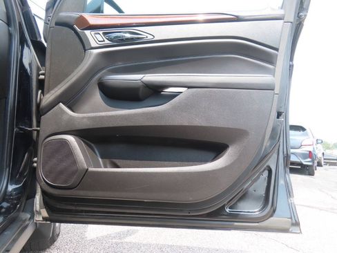 Used 2015 Cadillac SRX Luxury AWD/4WD image 41