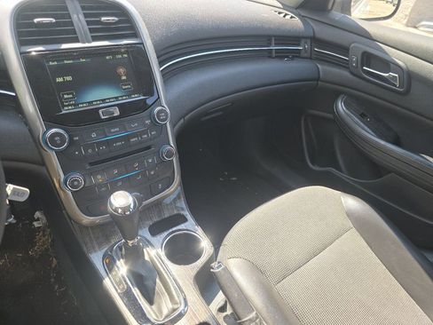 Used 2015 Chevrolet Malibu LT FWD image 25