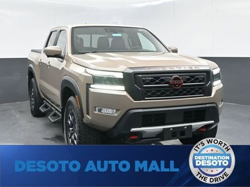 Used 2022 Nissan Frontier PRO-4X w/ Pro-4X Premium Package AWD/4WD image 2