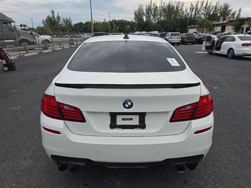Used 2016 BMW 535i Sedan w/ M Sport RWD image 5