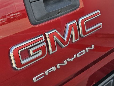 Used 2021 GMC Canyon AT4 AWD/4WD image 17