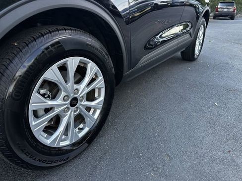 Used 2024 Ford Escape Active AWD/4WD image 12