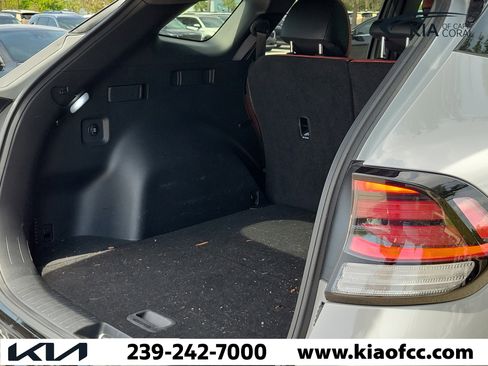 Certified 2025 Kia Sportage SX FWD image 9