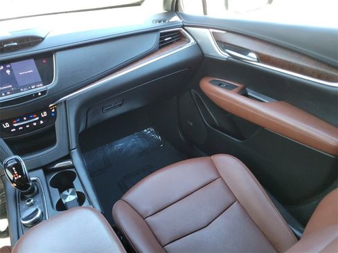 Certified 2023 Cadillac XT5 Premium Luxury image 15