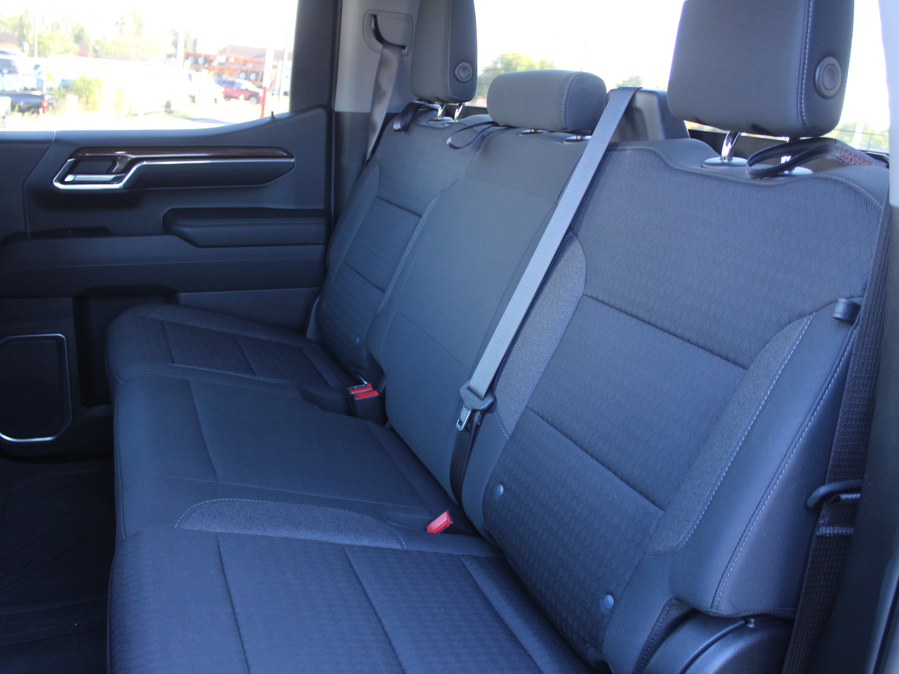 Used 2023 Chevrolet Silverado 1500 LT AWD/4WD image 22