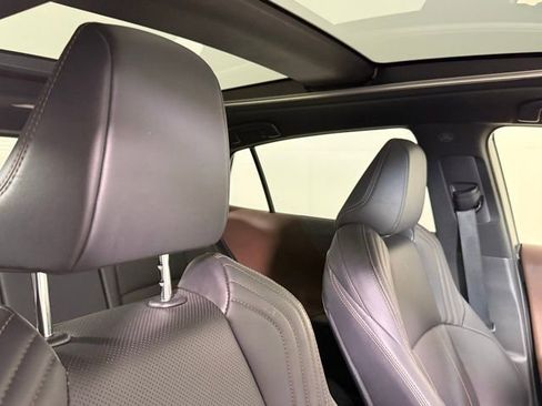 Used 2021 Toyota Venza Limited w/ Advanced Technology Package image 36