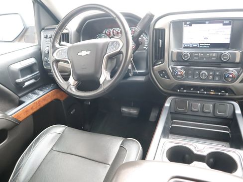 Used 2018 Chevrolet Silverado 1500 High Country AWD/4WD image 30