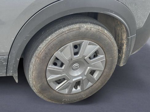 Used 2025 Nissan Kicks S FWD image 4