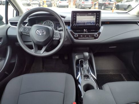 Used 2020 Toyota Corolla LE w/ LE Premium Package image 23