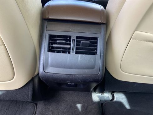 Used 2017 Toyota Avalon Touring image 49