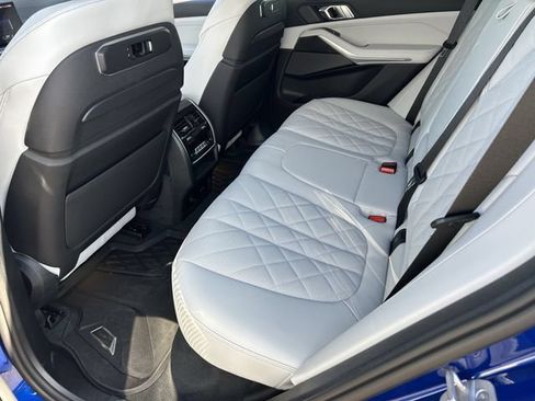 Used 2026 BMW X5 M60i AWD/4WD image 17