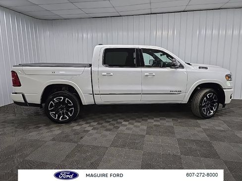 Used 2025 RAM 1500 Limited AWD/4WD image 2