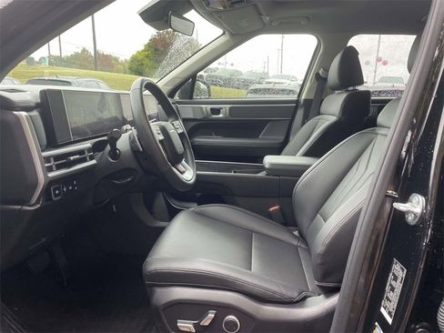 Used 2025 Hyundai Santa Fe XRT w/ Tow & Go Package image 17