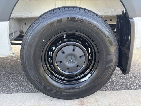 New 2026 Mercedes-Benz Sprinter 2500 image 11