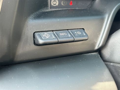 Used 2022 GMC Sierra 1500 AT4X image 31