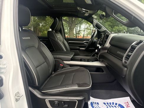 Used 2025 RAM 1500 Laramie w/ Sport Appearance Package AWD/4WD image 24