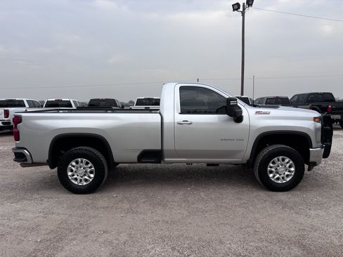 Used 2020 Chevrolet Silverado 3500 LT w/ Convenience Package AWD/4WD image 7