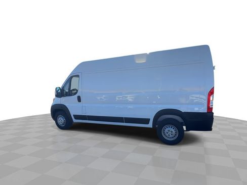 Used 2024 RAM ProMaster 2500 w/ Convenience Group FWD image 7