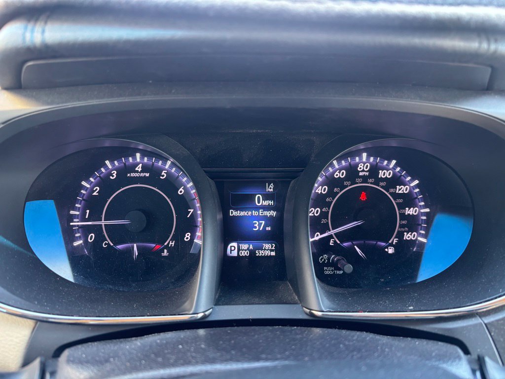 Used 2018 Toyota Avalon Limited FWD image 10