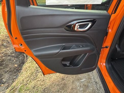 New 2026 Jeep Compass Latitude AWD/4WD image 19