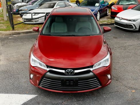 Used 2017 Toyota Camry XLE w/ Advanced Technology Package FWD image 23