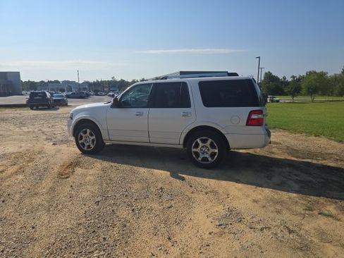 Used 2014 Ford Expedition Limited w/ Equipment Group 301A AWD/4WD image 5