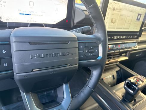 Used 2025 GMC Hummer EV 3X w/ LPO, Sport Package image 18