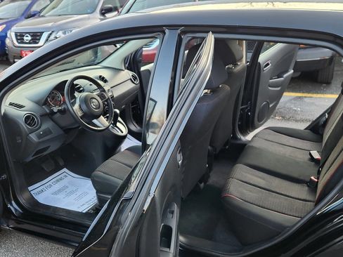 Used 2014 MAZDA MAZDA2 Touring image 5