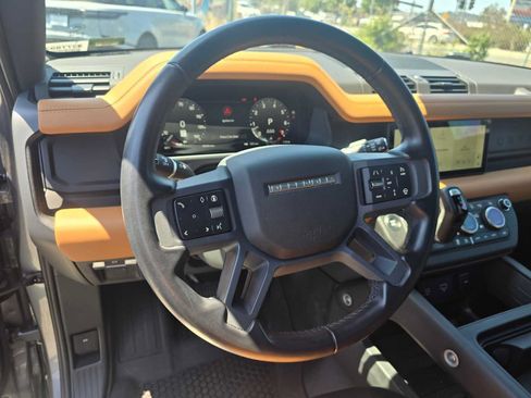 Used 2024 Land Rover Defender 110 X-Dynamic SE AWD/4WD image 23