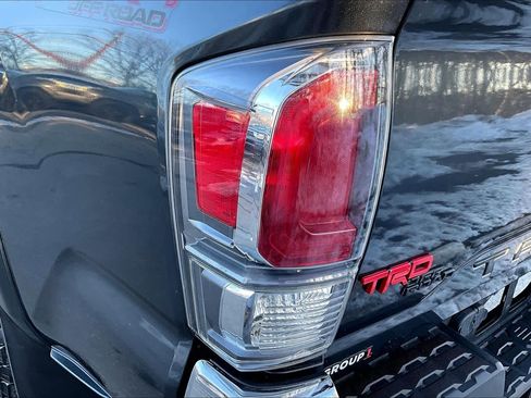 Used 2023 Toyota Tacoma TRD Off-Road image 26