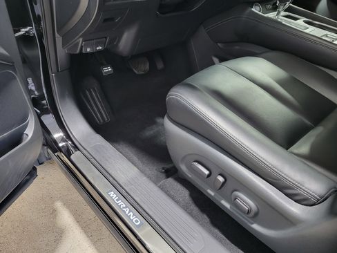 Used 2023 Nissan Murano SV w/ SV Midnight Edition Package image 23