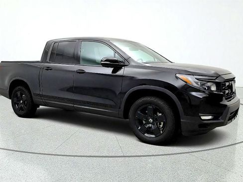 Used 2024 Honda Ridgeline Black Edition image 3
