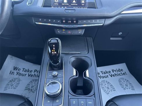 Certified 2023 Cadillac XT4 Luxury w/ Cold Weather Package image 50