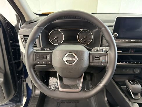 Certified 2025 Nissan Rogue SV w/ SV Premium Package image 31