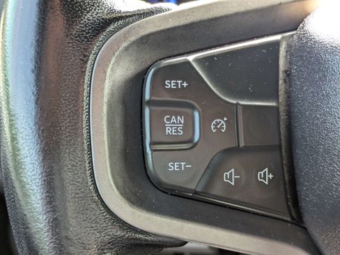 Used 2023 Ford Bronco Black Diamond AWD/4WD image 13
