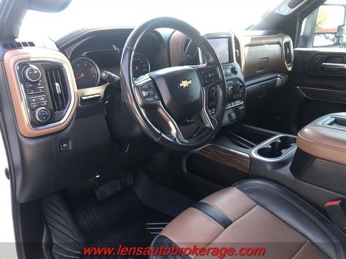Used 2020 Chevrolet Silverado 3500 High Country w/ Z71 Off-Road Package AWD/4WD image 12