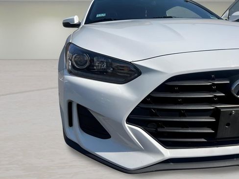 Used 2019 Hyundai Veloster 2.0 Premium image 28