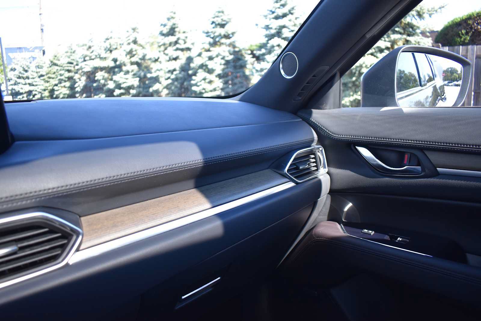 Used 2020 MAZDA CX-5 Signature AWD/4WD image 30