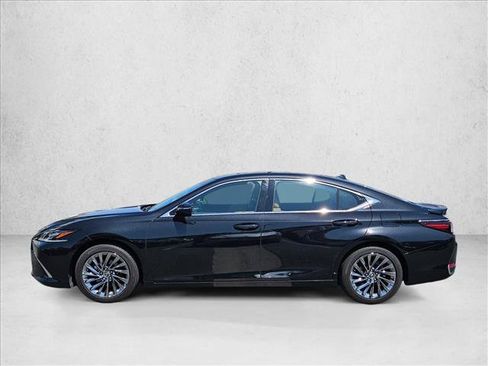 Used 2024 Lexus ES 300h w/ Accessory Package (Z2) FWD image 9