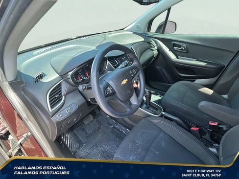 Used 2020 Chevrolet Trax LS w/ Tint and Cruise Package FWD image 15