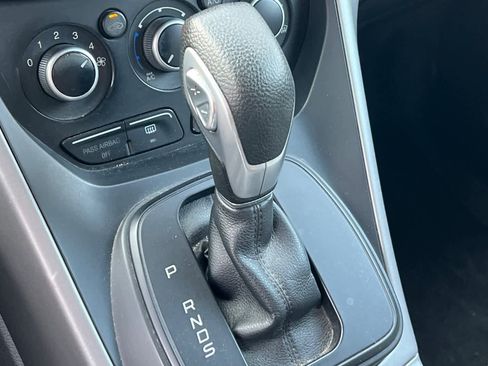 Used 2014 Ford Escape SE image 23