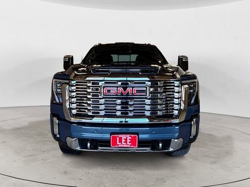 New 2026 GMC Sierra 2500 Denali AWD/4WD image 9