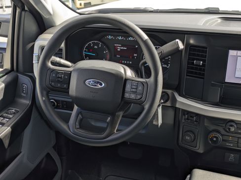New 2026 Ford F350 XL w/ XL Chrome Package image 16