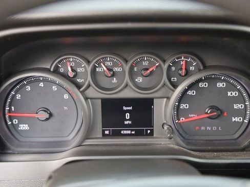 Certified 2022 Chevrolet Silverado 2500 W/T w/ WT Convenience Package image 13