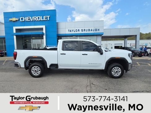 Used 2025 GMC Sierra 2500 Pro AWD/4WD image 1