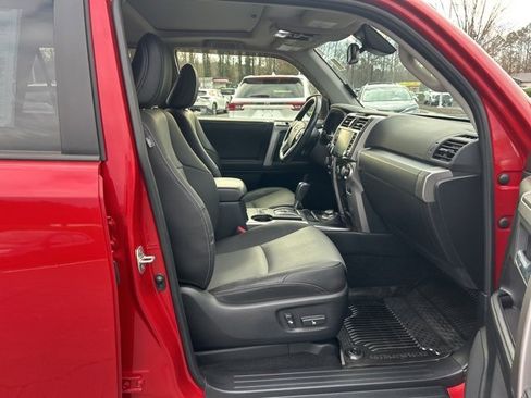 Used 2023 Toyota 4Runner SR5 Premium image 15