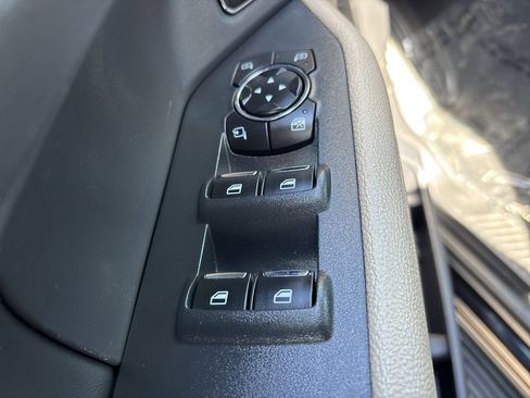 Used 2024 Ford Expedition Limited RWD image 19