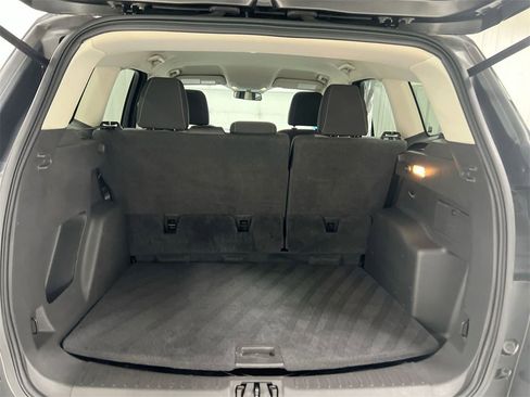 Used 2017 Ford Escape SE image 23