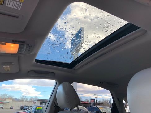 Used 2011 Lexus RX 350 AWD image 13